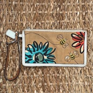 Coach Burlap Bee Wristlet 🐝